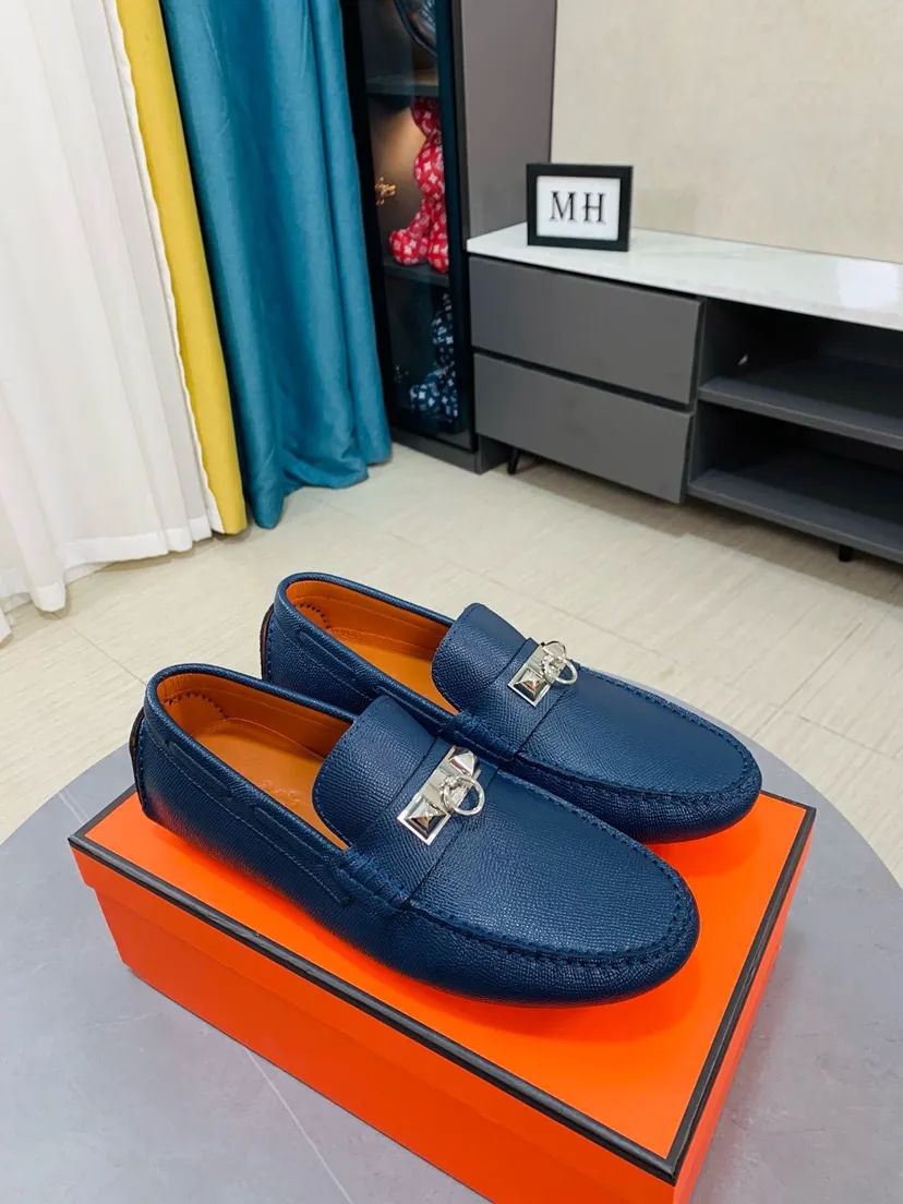 Men's men's shoes 💰458🌹🌹 Comes with packaging [Hermès] Hermès 🚹 Men's new bean slip-on shoes, full of charm, luxury style gentleman's shoes. Hermès exquisite hardware buckle accessories (❌refuse to fade) embossed design elements... interpret the brand image design concept 👑 Material imported cowhide ➕ Selected genuine leather lining ➕ Brand wear-resistant sole stitching 🔍🔍 Size: 38-44